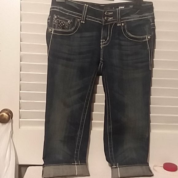 NWoT☆ MISS ME Capris - Picture 3 of 7